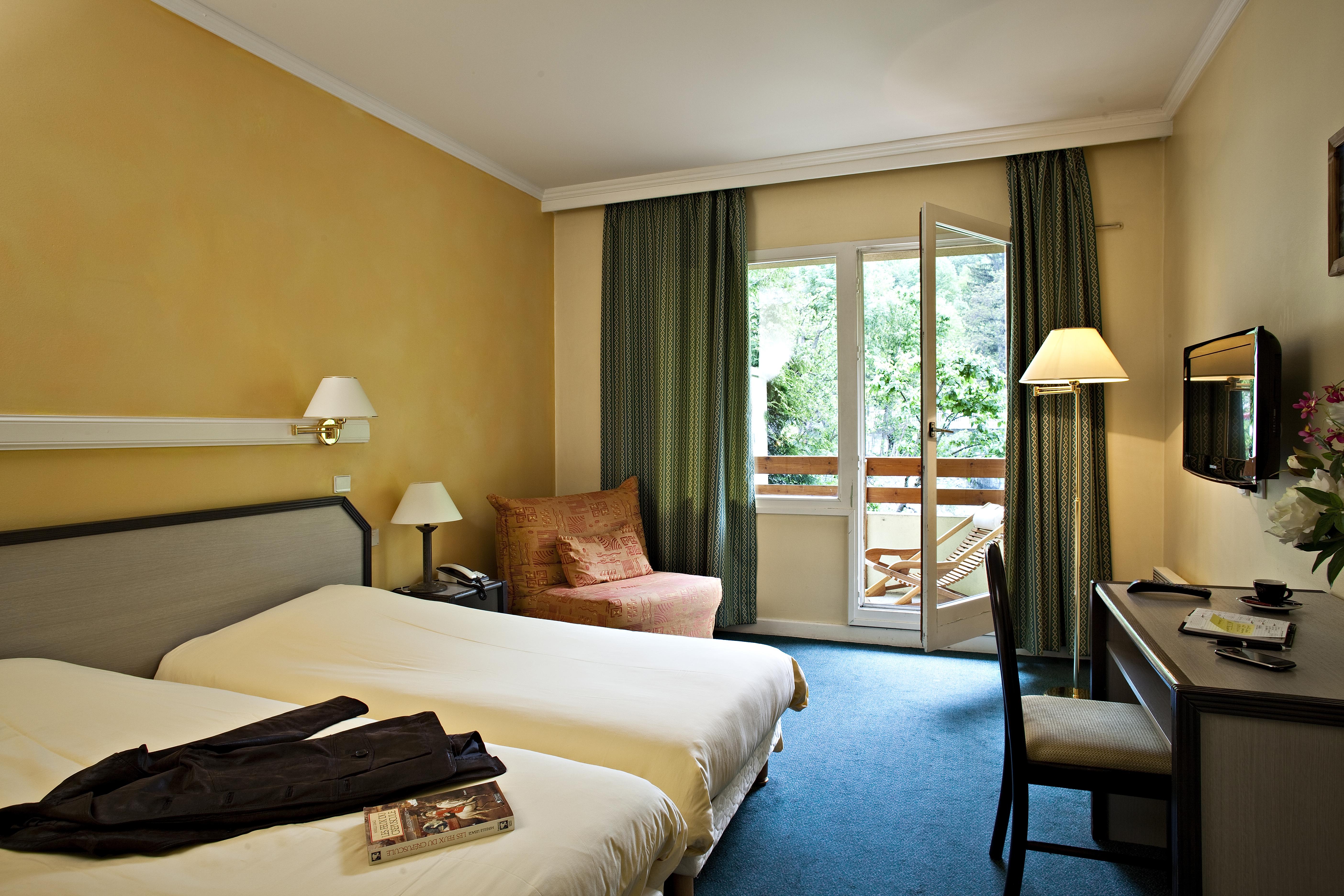 Hotel Athena 3*